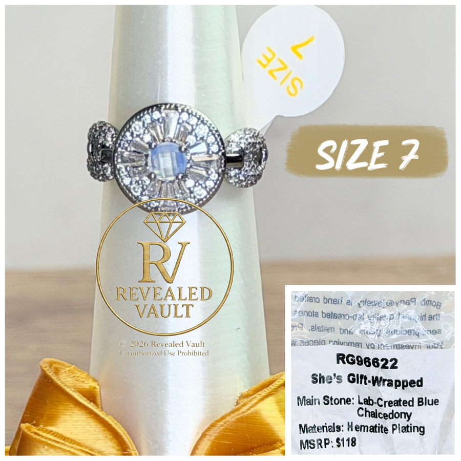 She's Gift Wrapped - Size 7 - OG