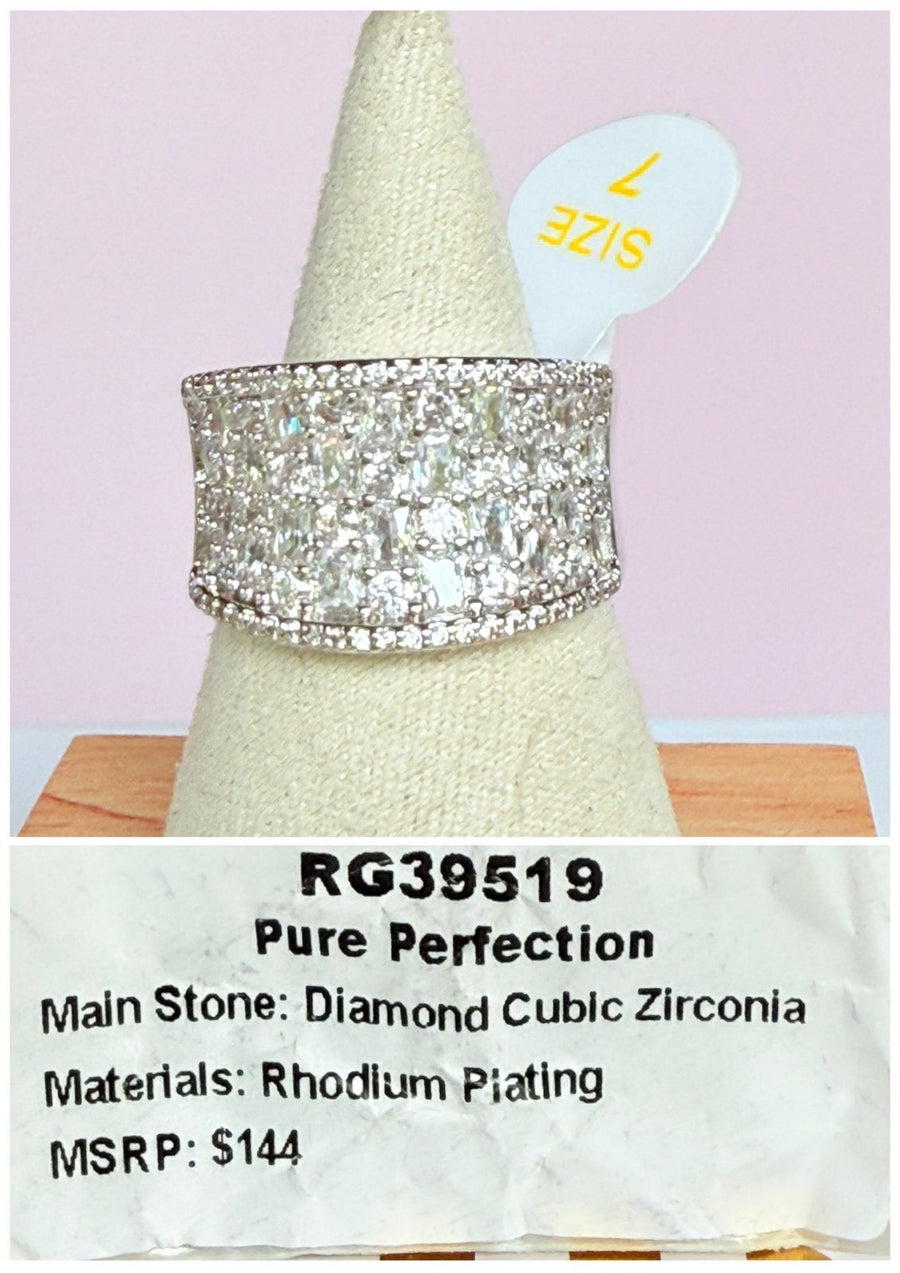 Pure Perfection - Size 7 - April Birthday 2025