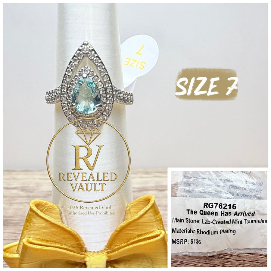 The Queen Has Arrived - Size 7 - OG