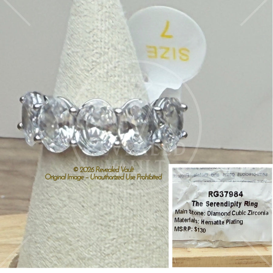 The Serendipity Ring - Size 7 - OG