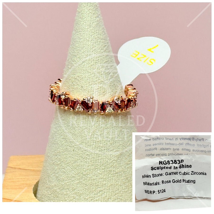 Sculpted In Shine - Size 7 - January Birthday