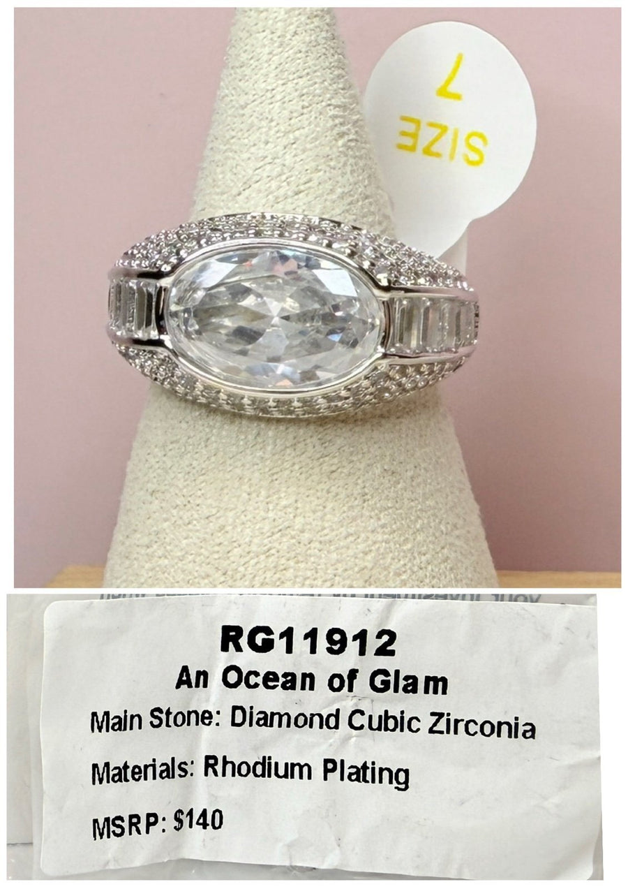 An Ocean of Glam - Size 7 - OG