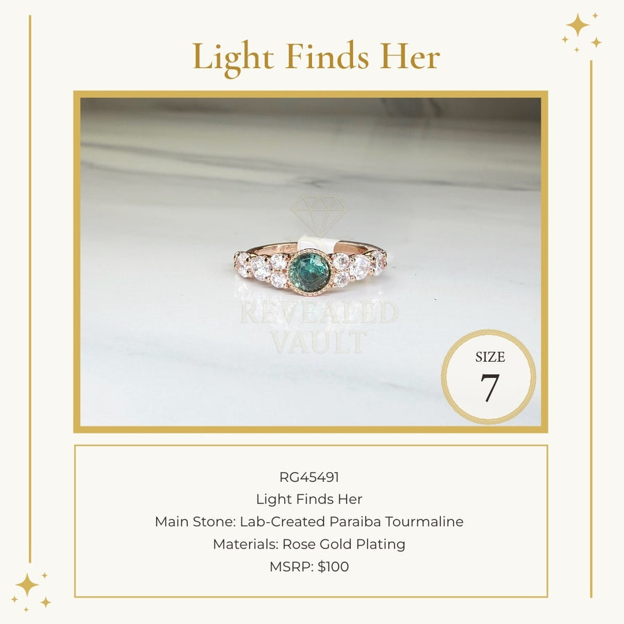 Light Finds Her - Size 7 - OG