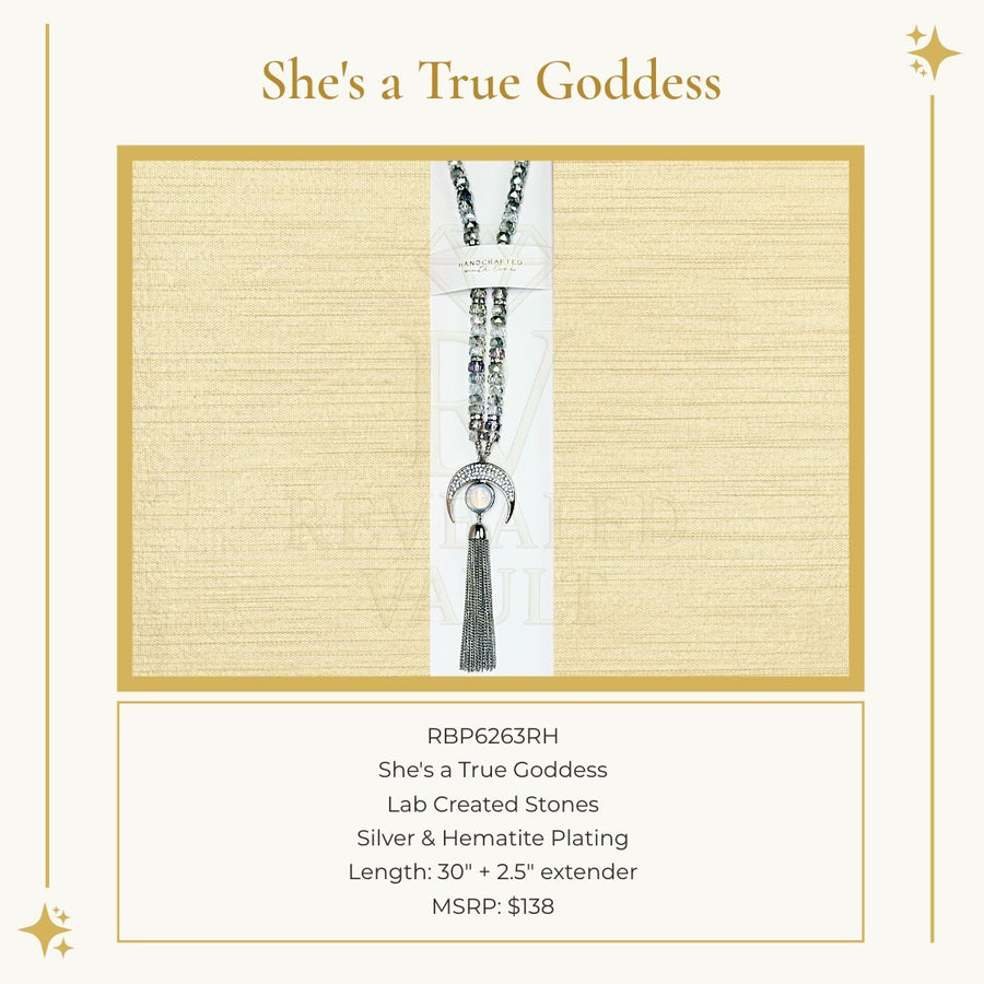 She's a True Goddess - Pendant