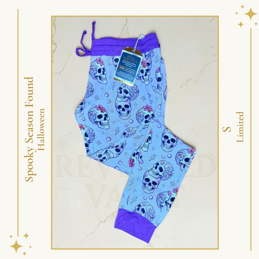 Spooky Season Found - Halloween Loungewear Size Small