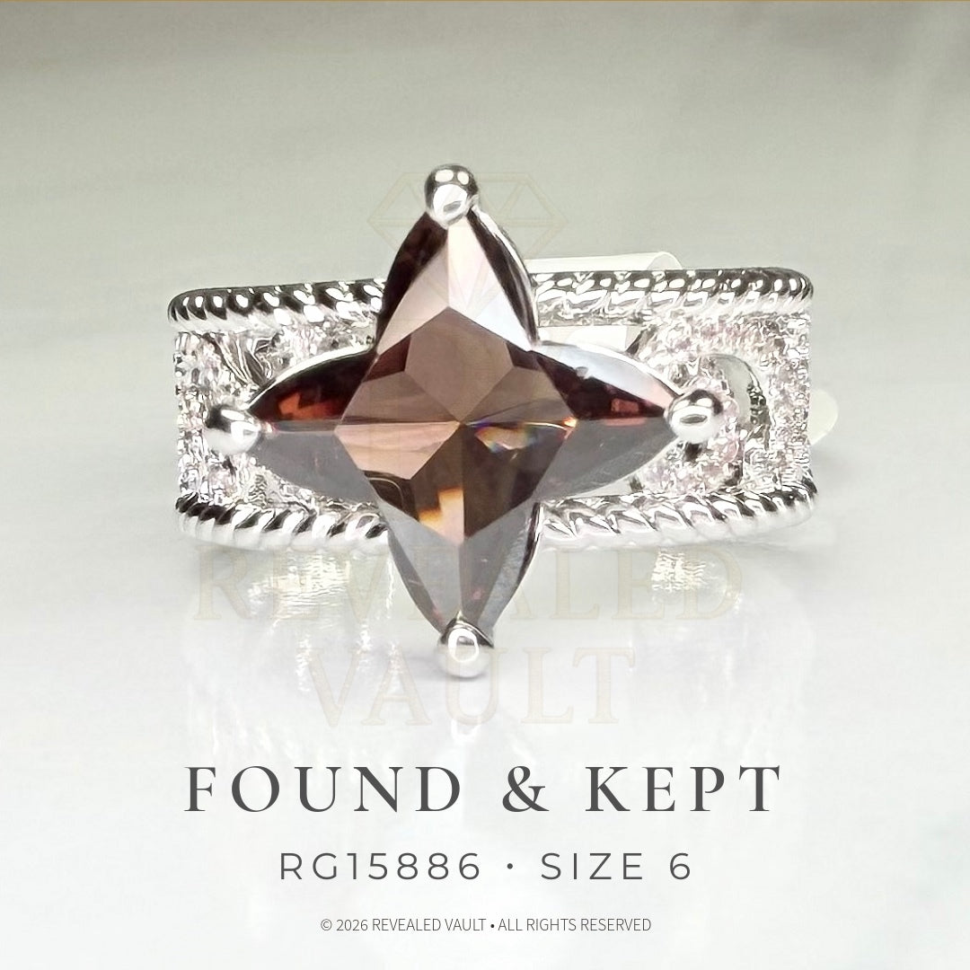 Found & Kept - Size 6 - OG