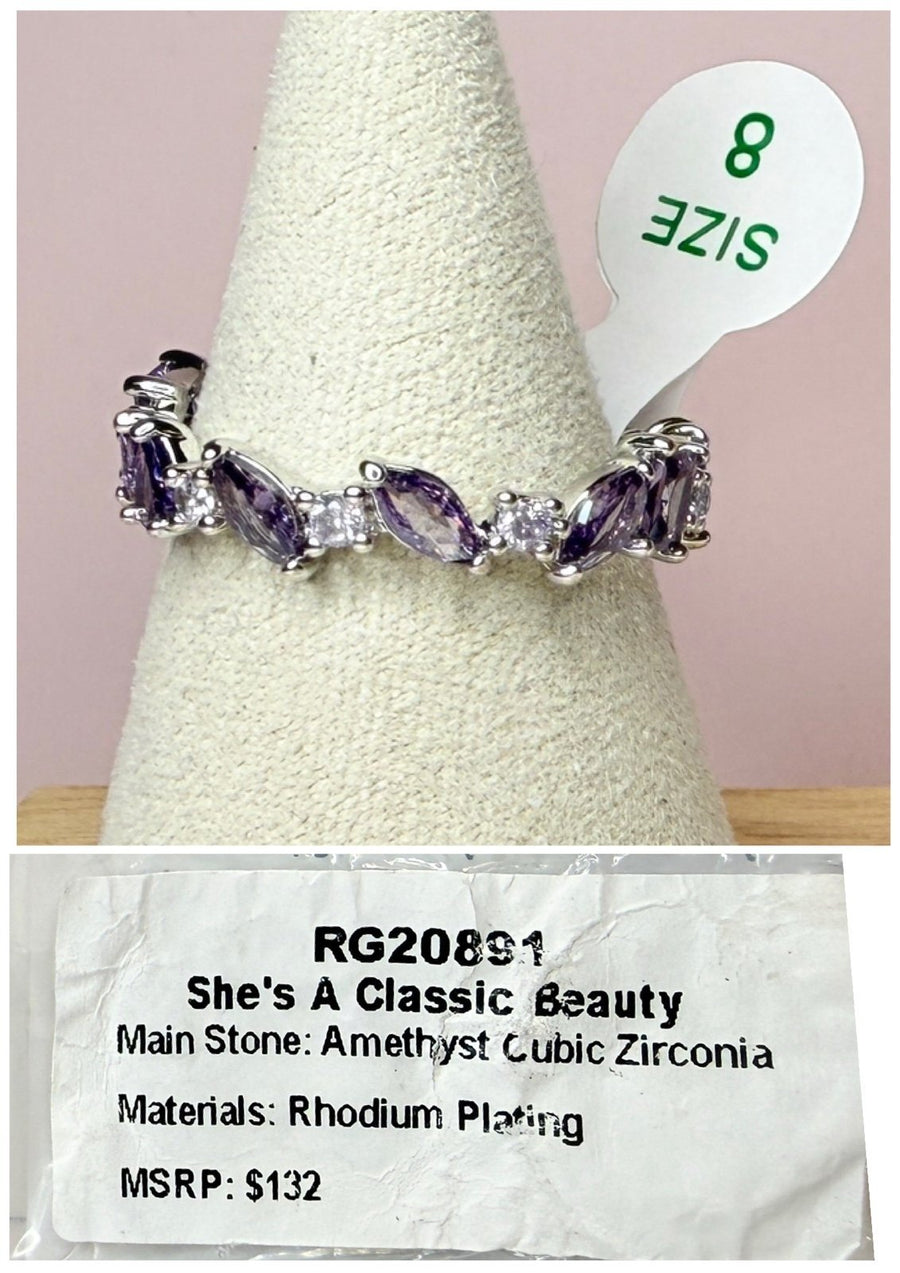 She’s a Classic Beauty - Size 8 - OG