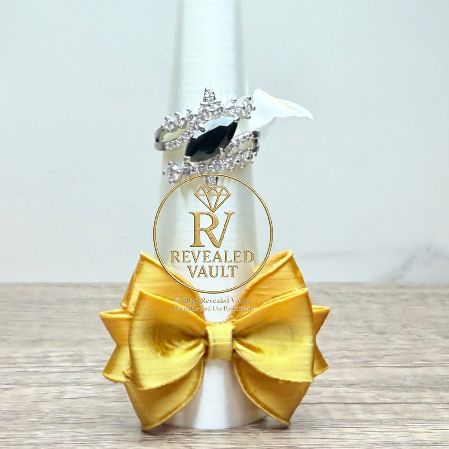 Tangled In Elegance - Size 7 - OG